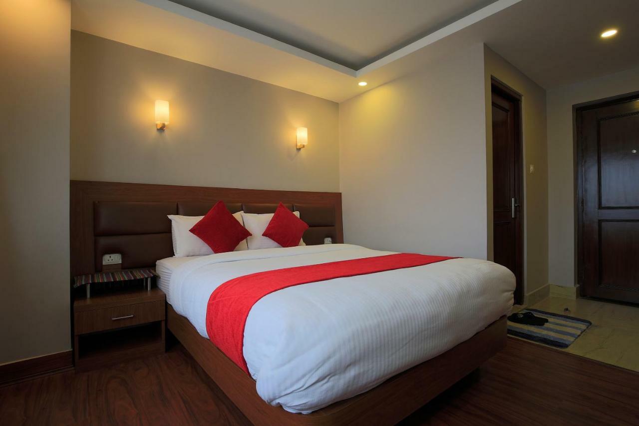 Oyo 453 Hotel Gurkha Heritage Katmandu Dış mekan fotoğraf